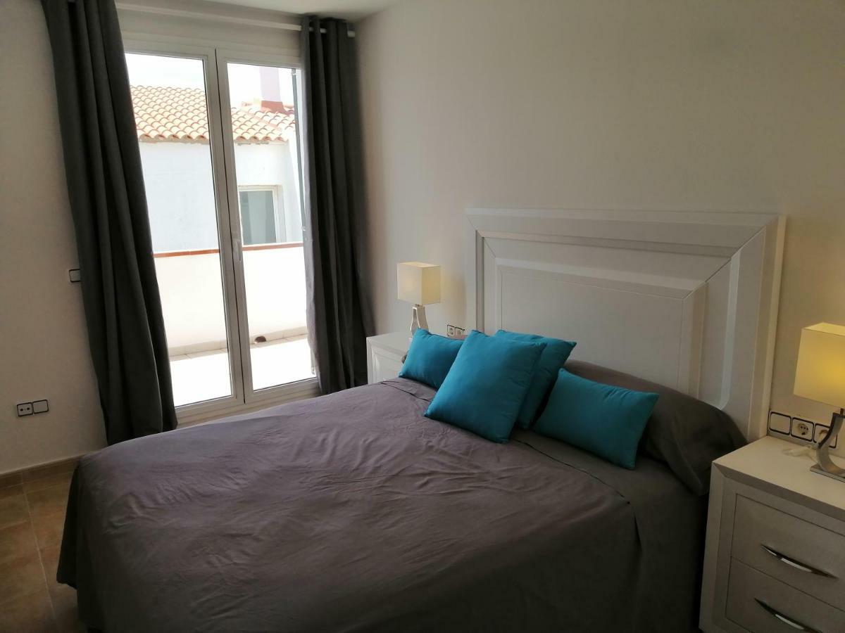 Villa Diplomado Es Mercadal Bagian luar foto